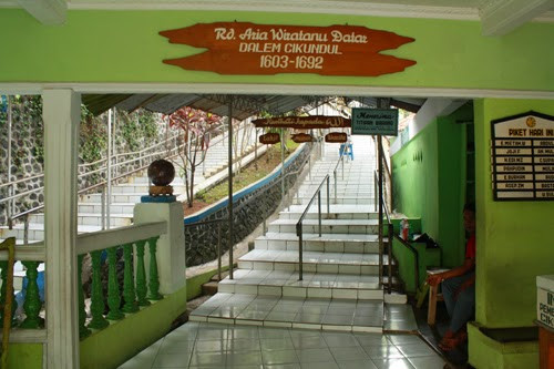 Kilas Singkat Wisata Ziarah Makam Dalem Cikundul